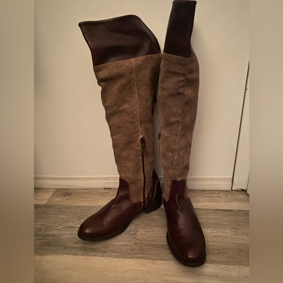 Suede knee high boots - Picture 5 of 8